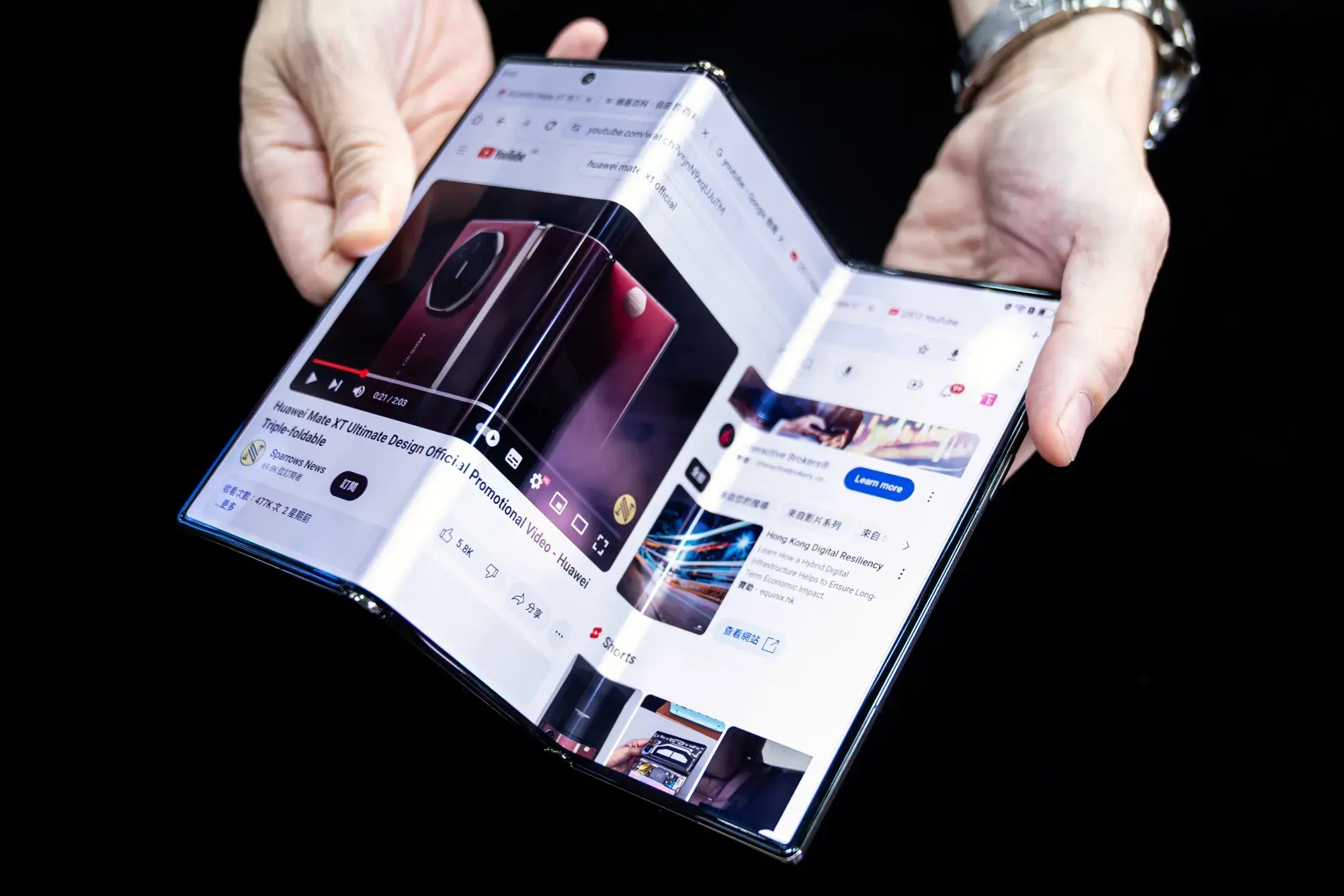Huawei trifold phone