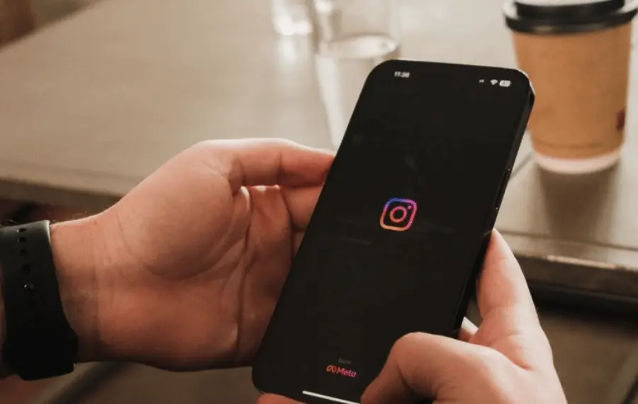 Fix Instagram Blank Screen Issues